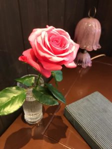 カフェを彩るお花